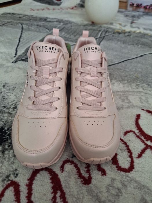 Skechers nou 40. .