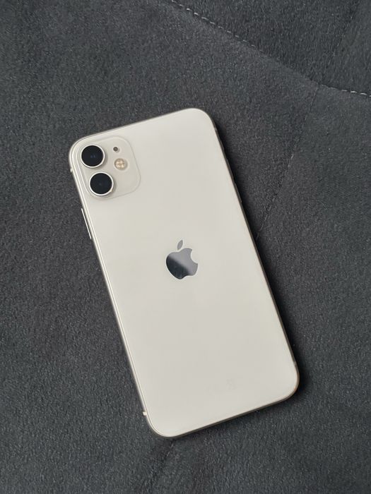 iPhone 11 в идеальном состоянии