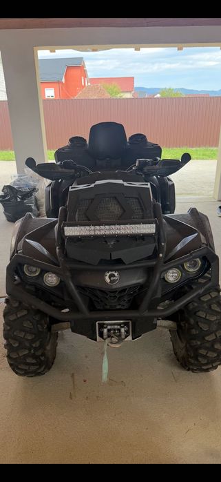 Vând Atv can am 1000
