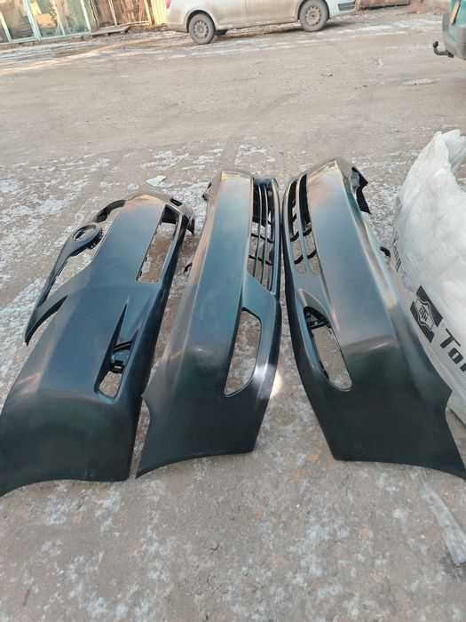 Бампер тайота камри 20,25,30,35,40,45,50.