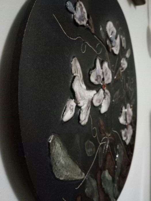 Aplica   de perete ,  bazorelief  diametru  de 28cm , decor deosebit