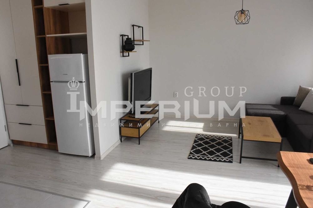 Дава се под наем Двустаен апартамент в Варна, Операта - 60 кв.м за 714 € - Снимка #9