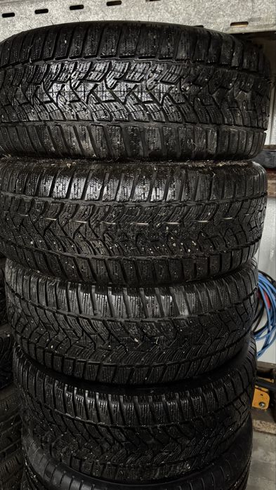 Vand 4 anvelope Dunlop Winter Sport 5