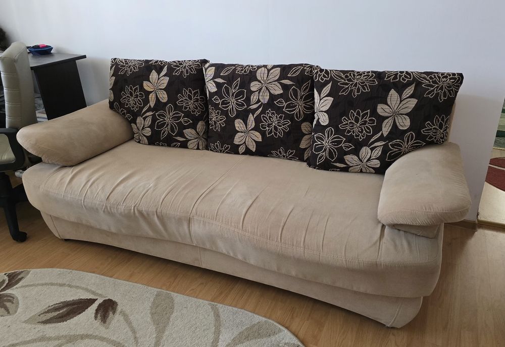 Mobilă living, birou, canapea