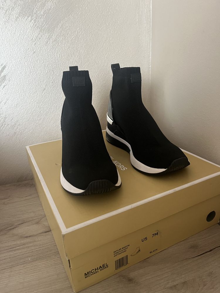 Дамски Боти Michael Kors Skyler