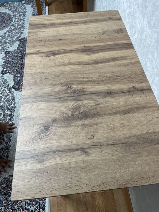 Стол компактный новый