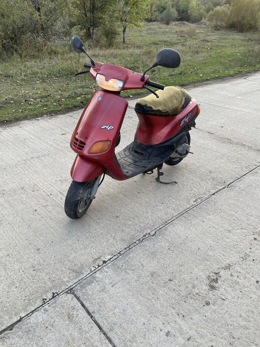 Vînd sau schimb scuter piaggio zip