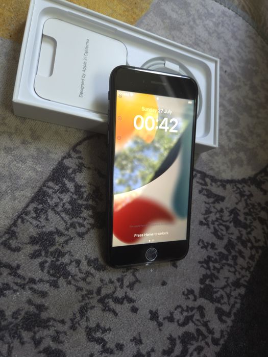 iphone SE 2022/2024 64 GB