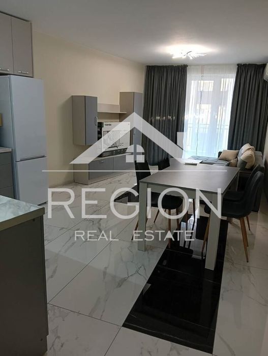 Дава се под наем Тристаен апартамент в Пловдив, Мараша - 105 кв.м за 765 € - Снимка #1