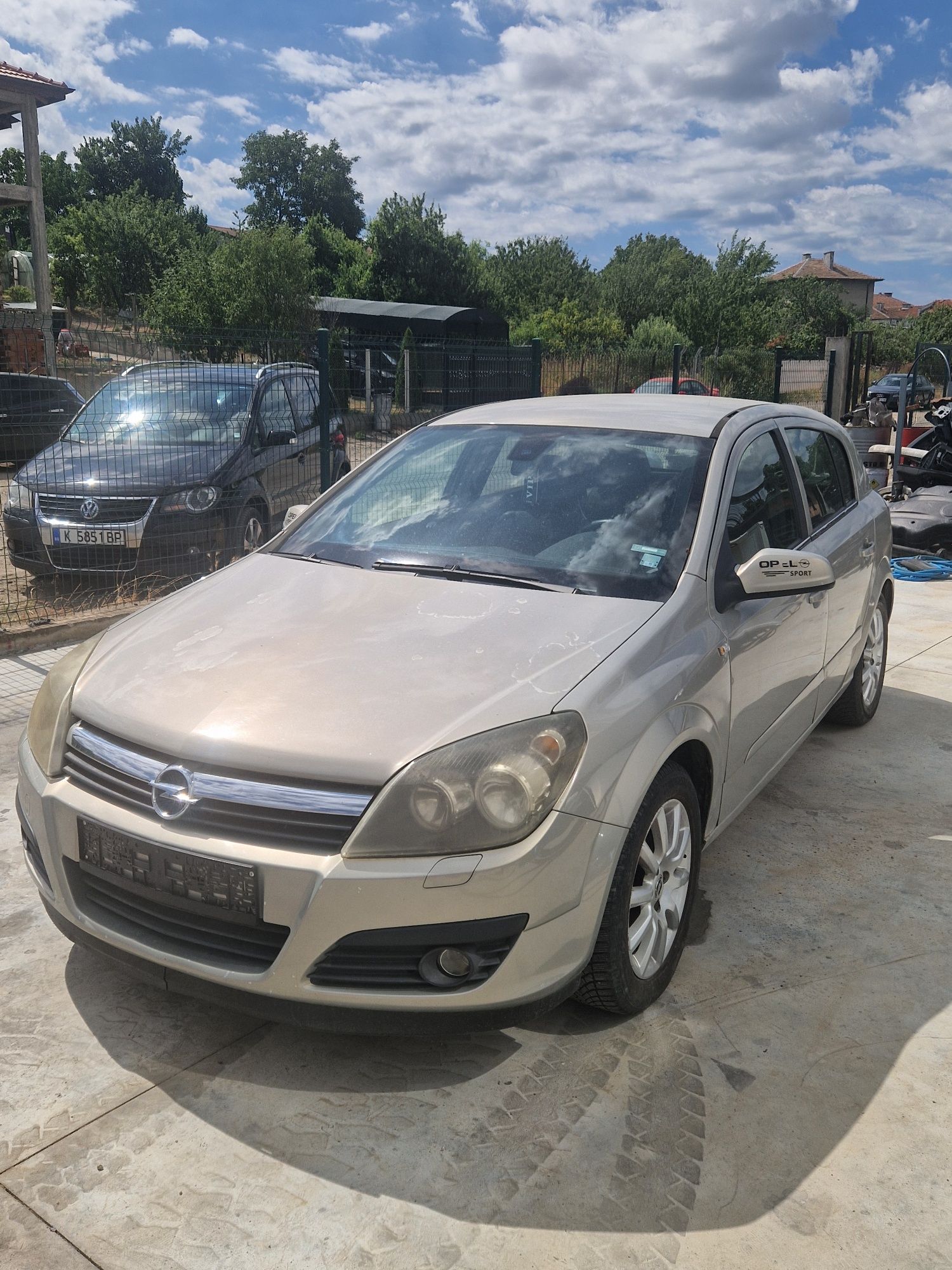 Opel Astra H 1.6 (НА ЧАСТИ)