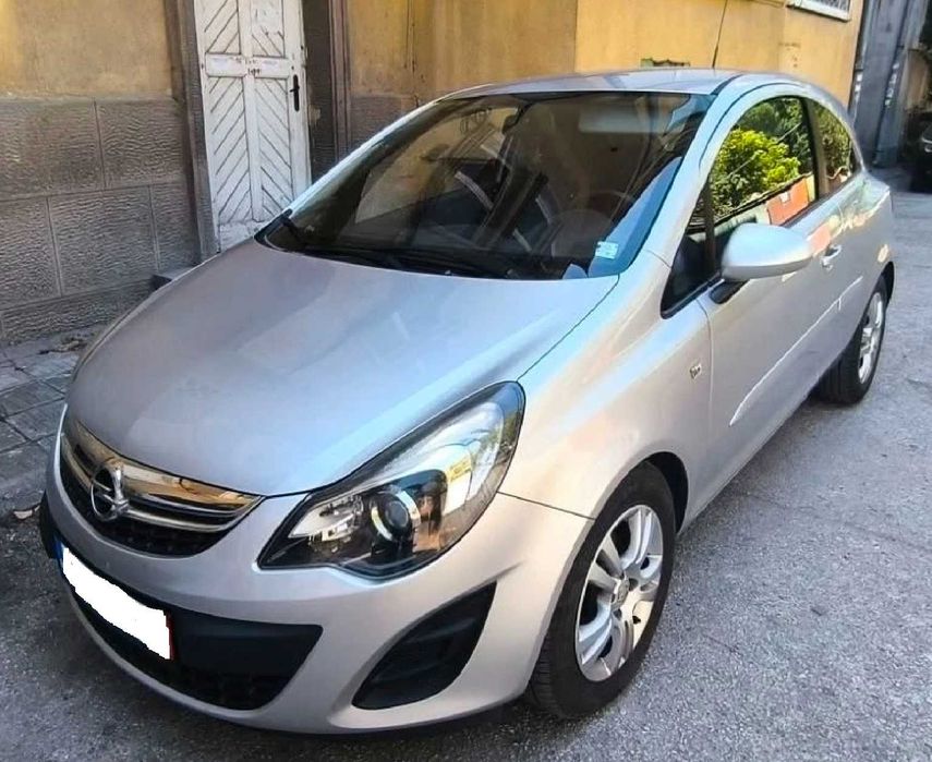 Опел Корса 2013 год. 6299 лева