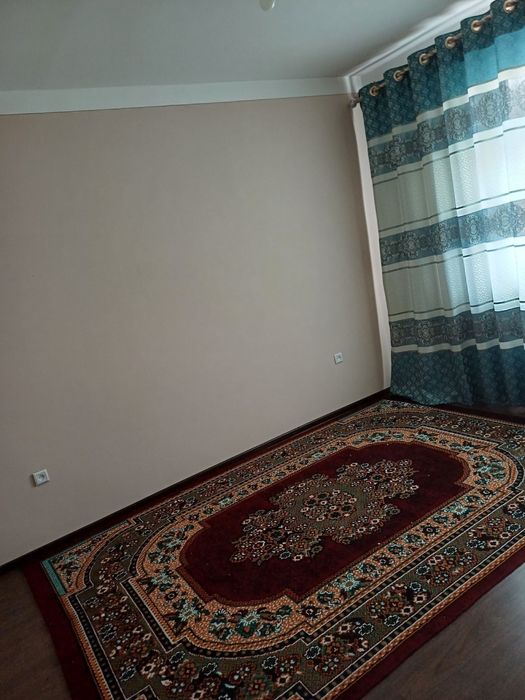 Zudlik bilan uy sotiladi Pakana mavzesizda yoldi boyida yolga qaragan