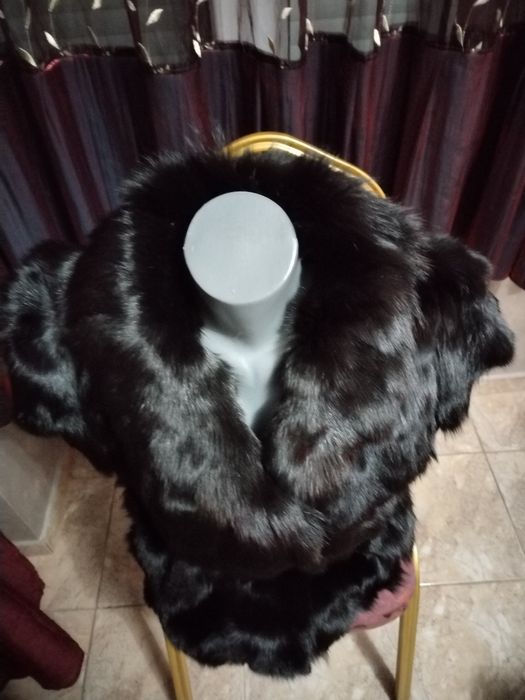 Дамски елеци от  лисица , яка от естесвен косъм  нови