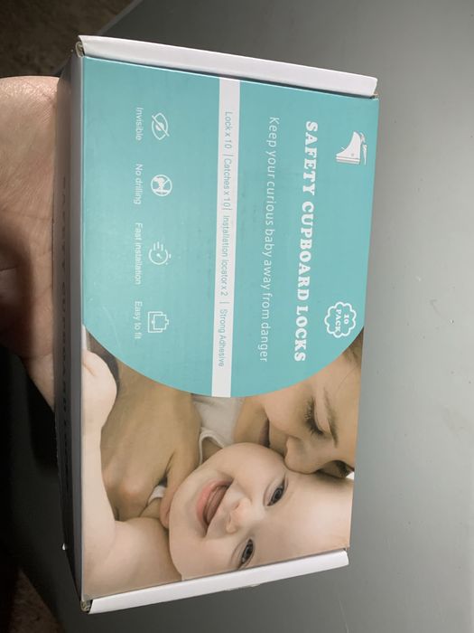 Inchizatoare noi cu magnet pentru copii mici