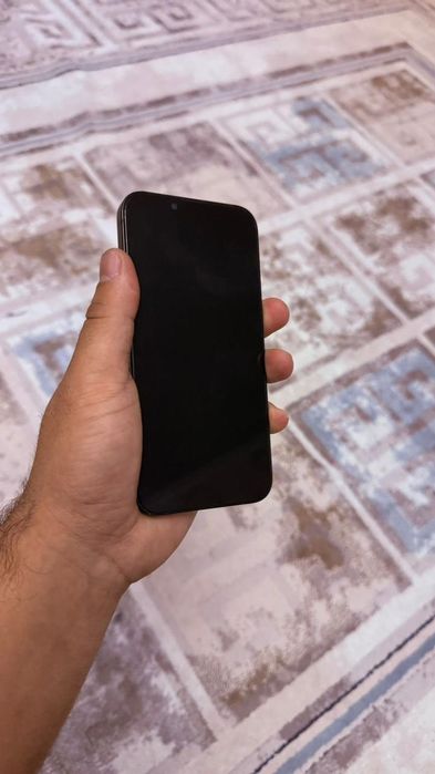 iPhone 13 память 128 идеал