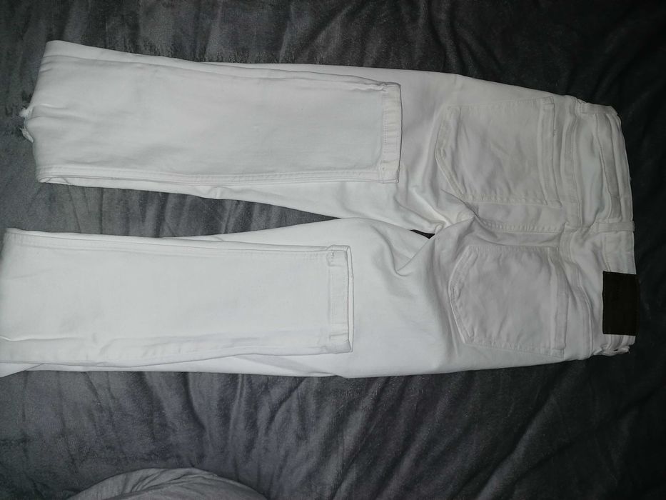 Blugi Zara noi mărime xs