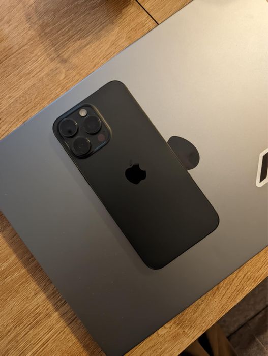 iPhone 15 Pro Max 256 GB 93% battery health