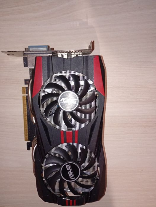 Vand placa video GTX 760 2 gb