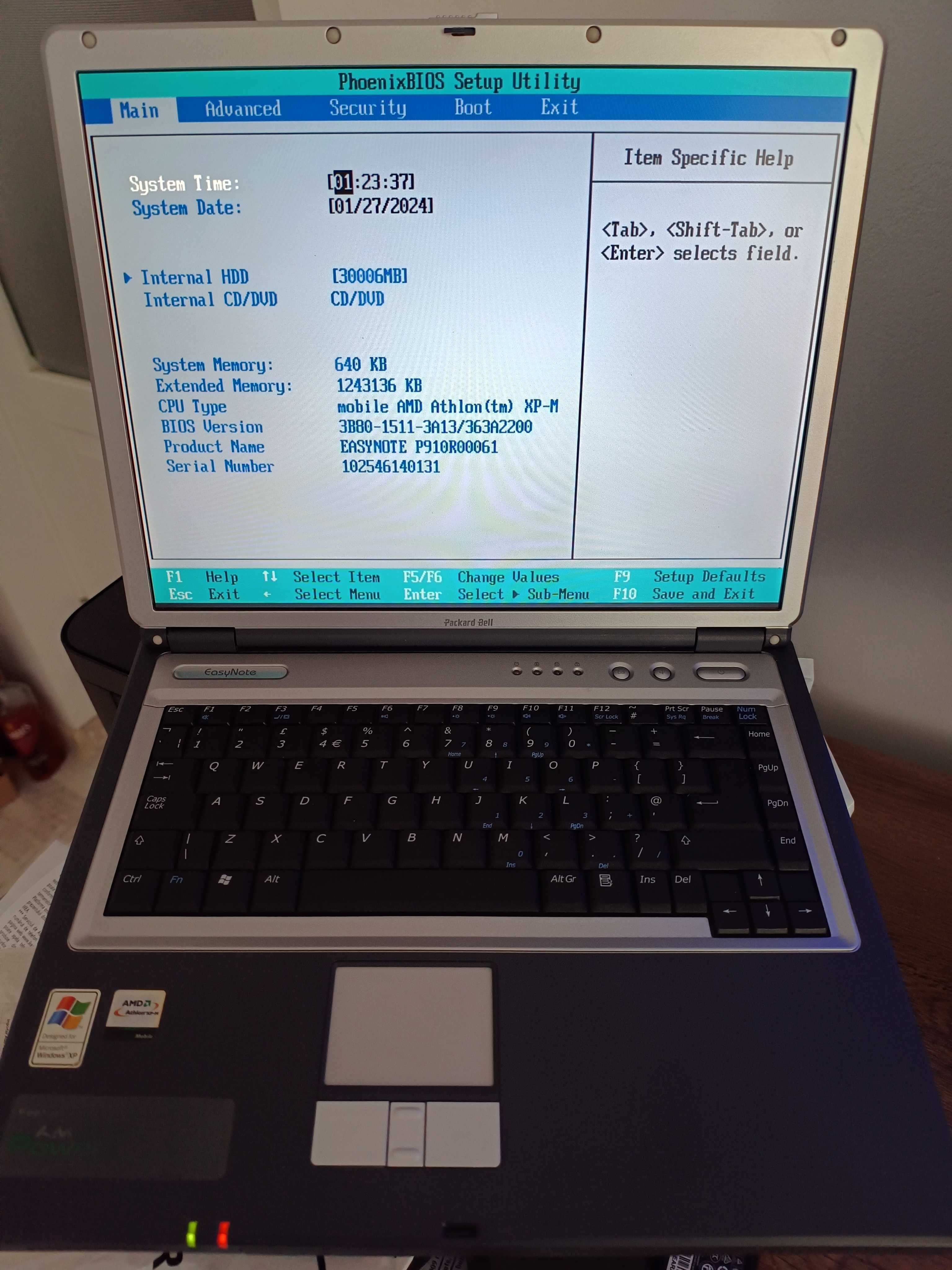 Packard Bell EasyNote C3300 funcțional, dar incomplet. Pentru piese