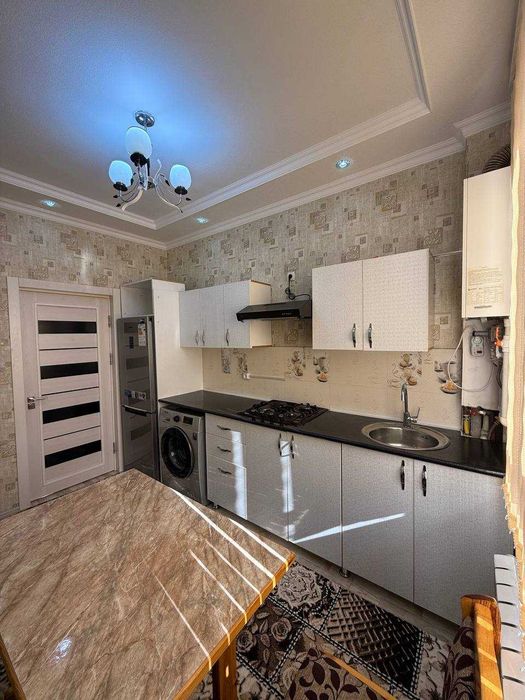 2х комнатная квартира на 4 этаже 58кв/м, в Самарканде