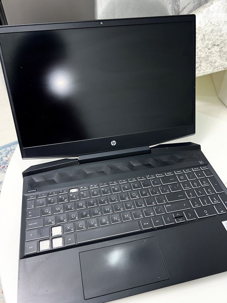 Ноутбук hp Pavillion CORE i5