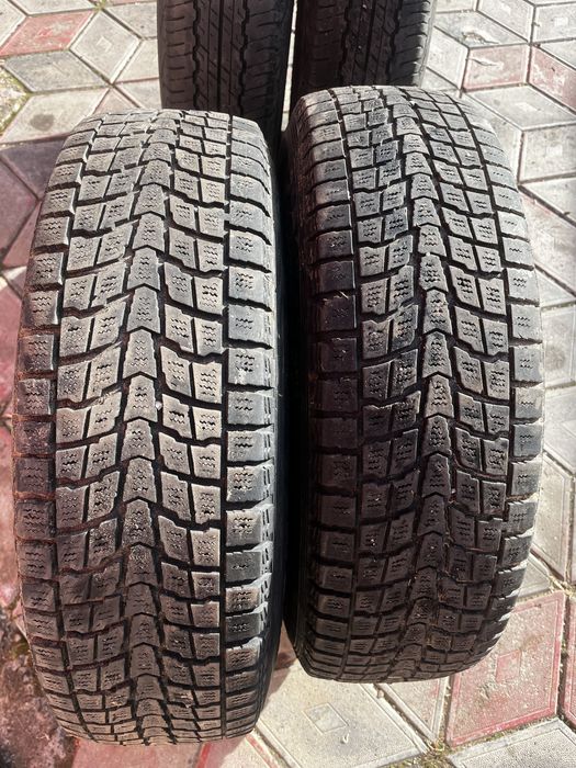 Vand 4 caucicuri 195/80/R15