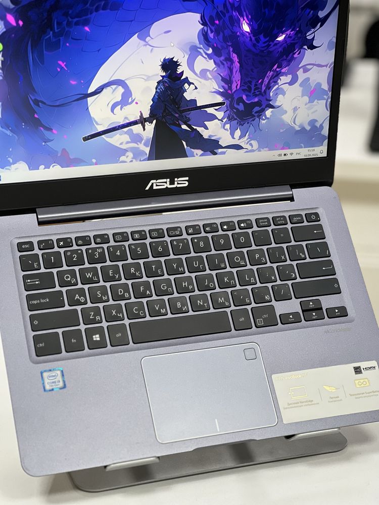 Asus Vivobook 14” | Intel Core i3-7200U | ОЗУ 4Gb