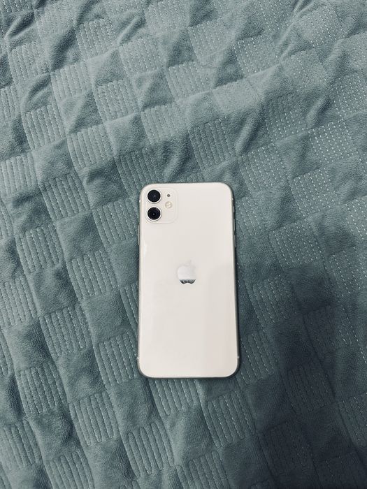 Айфон 11 срочноо