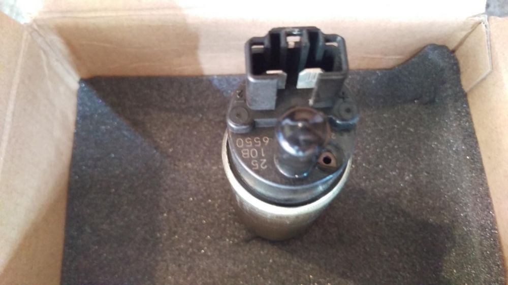Горивна помпа за Honda CBR929RR, CBR954RR, CBR600RR
