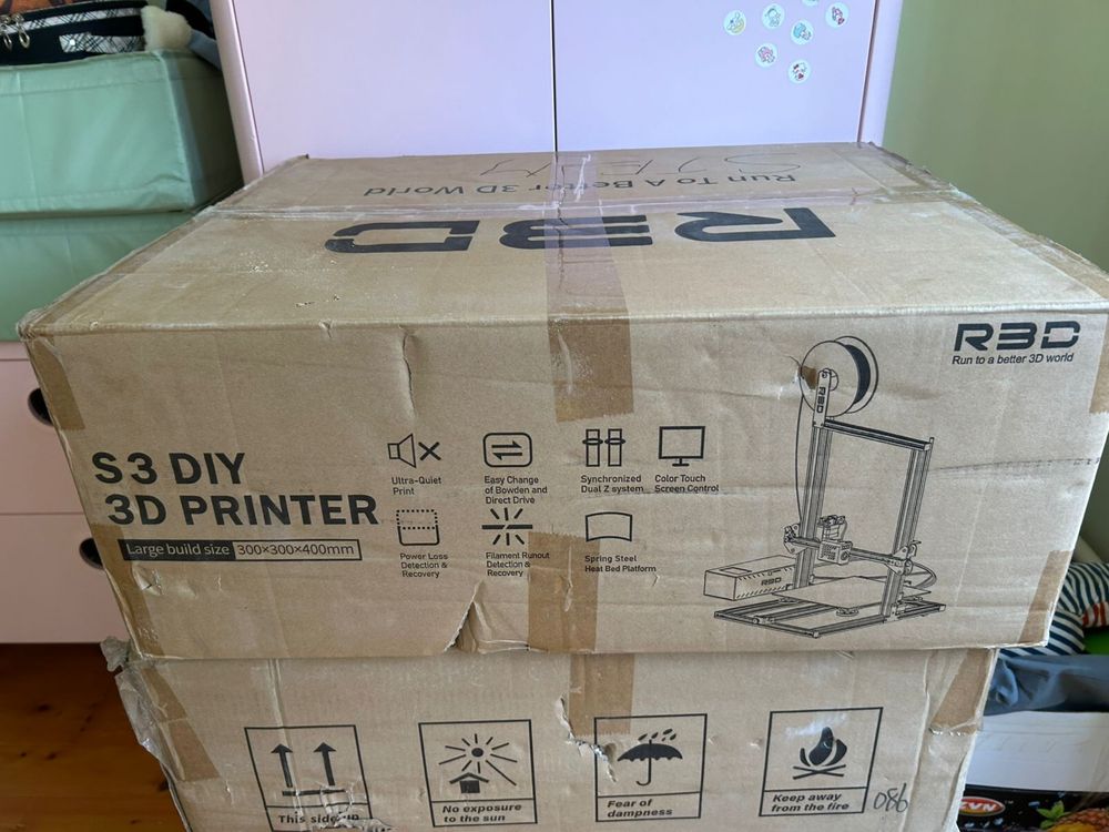Продаётся новый 3D-принтер R3D S3 DIY
