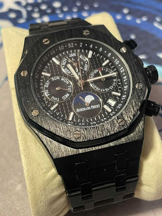 Луксозен часовник Audemars Piguet Royal Oak Chronograph