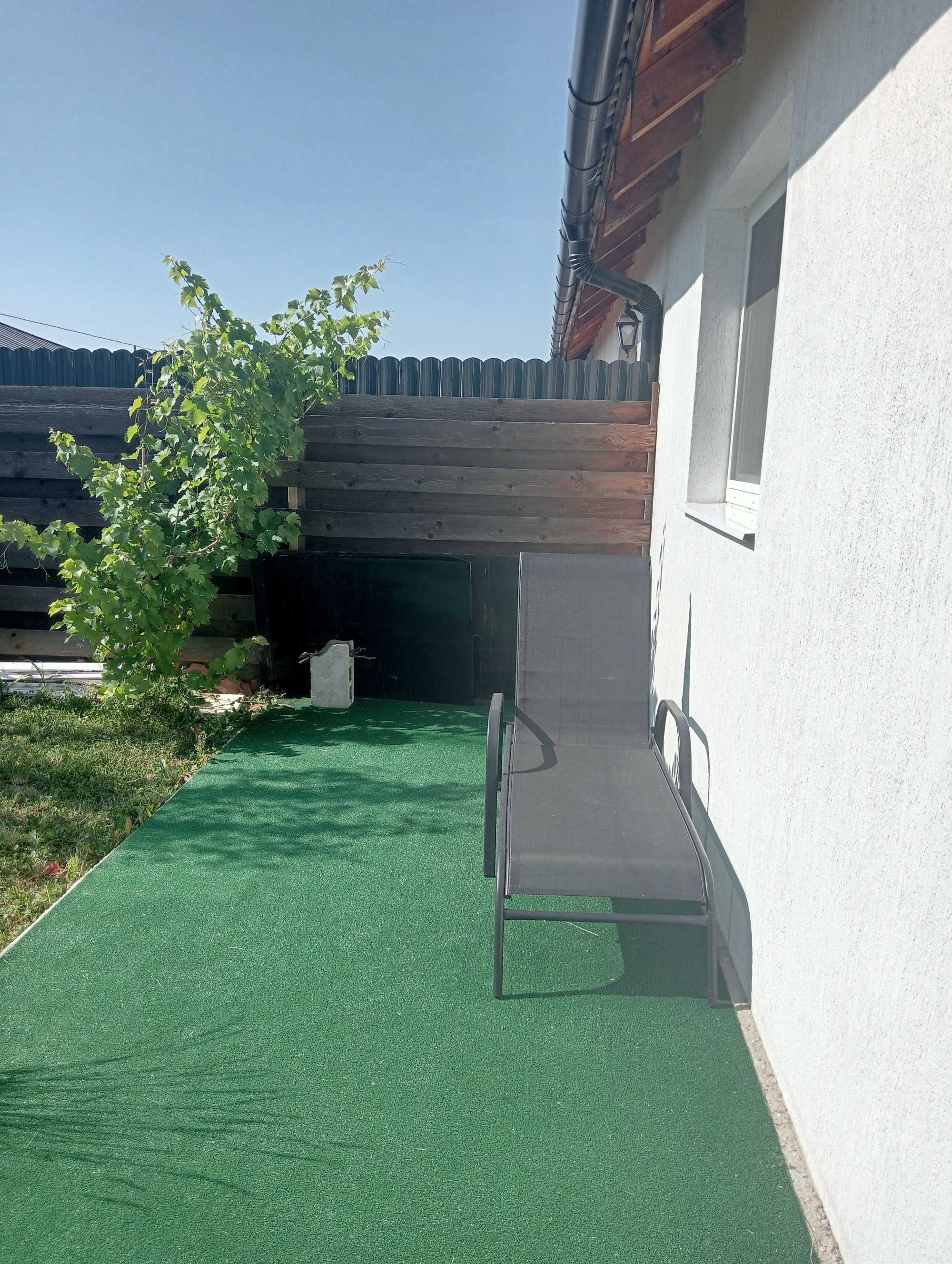 Vând sau schimb casă în Nojorid
