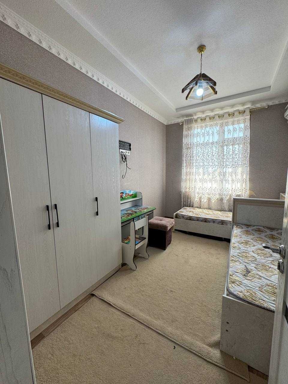 №3947 СРОЧНО СРОЧНО СРОЧНО Продается 3х ком. квартира 100кв недорого