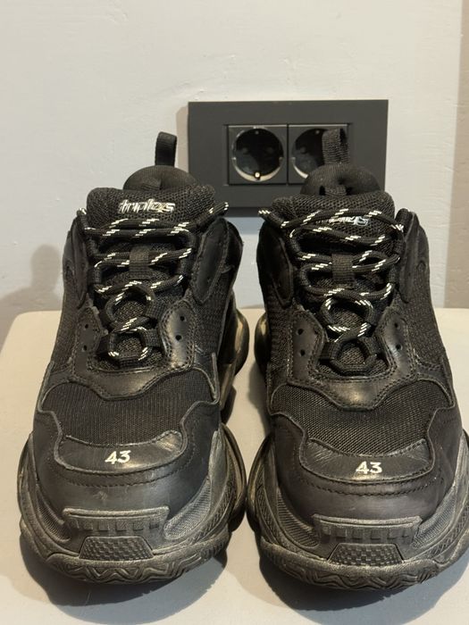 Balenciaga triple s