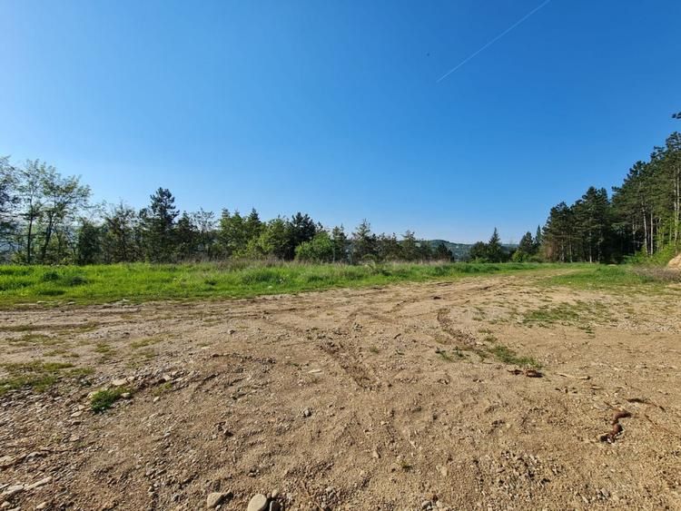 Teren intravilan de vanzare, zona Sf Ion, Parurea Faget