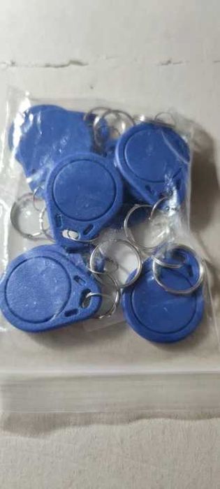 Duplicator copiator cititor inscriptor carduri copiat RFID taguri NFC
