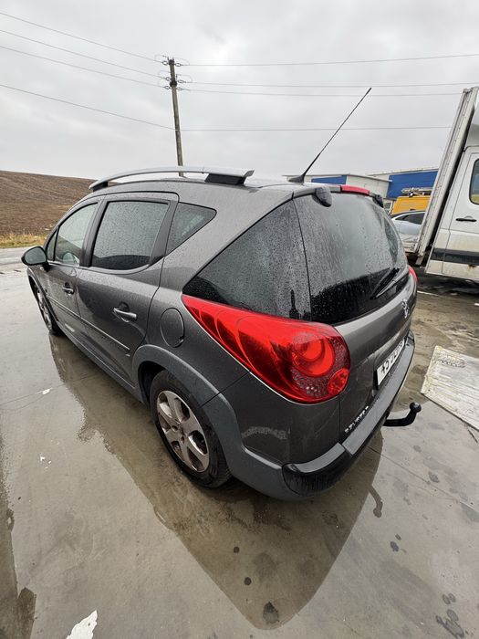 Peugeot 207 sw outdoor