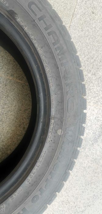 2 anvelope iarna 205 55 16, 75ron buc
