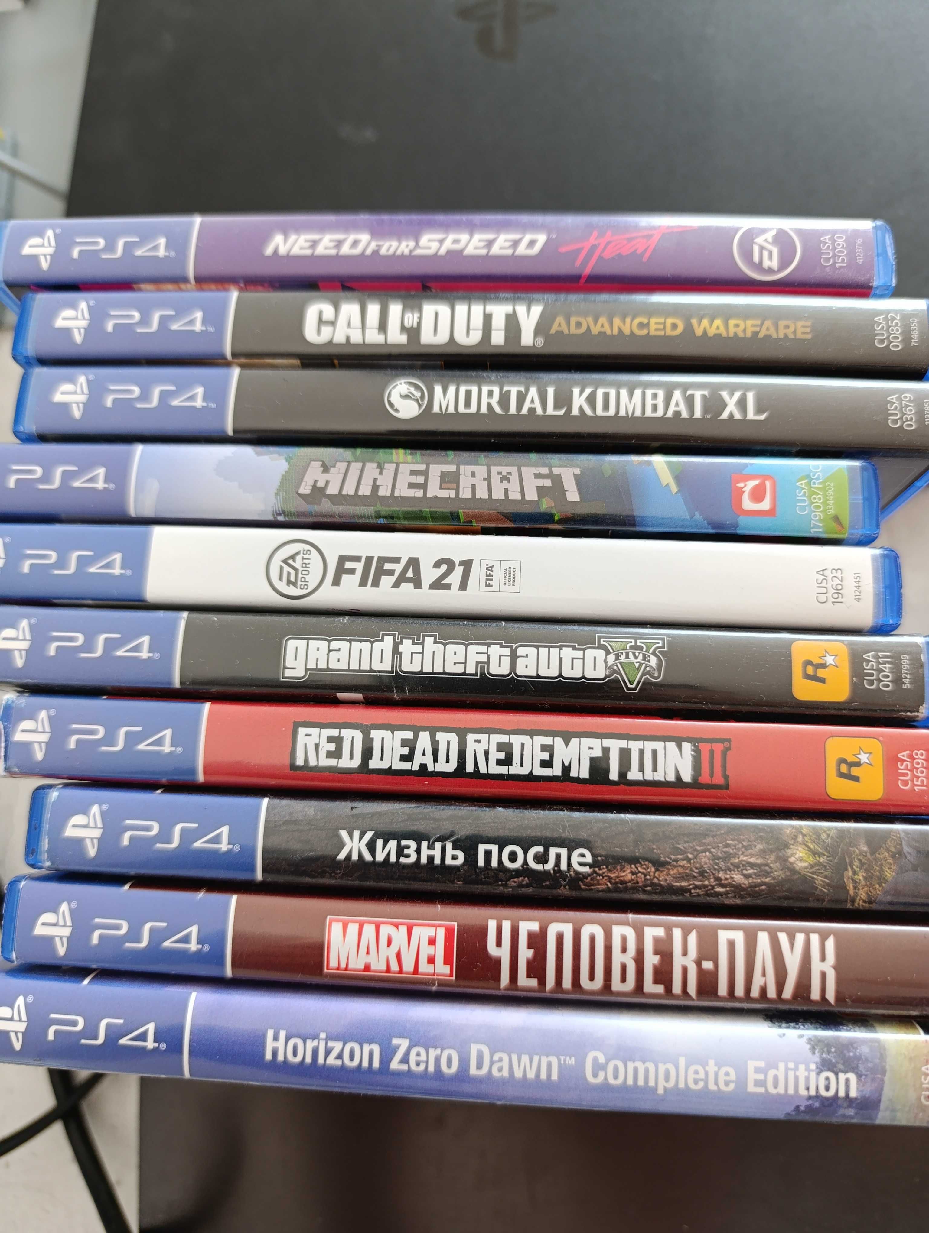 Playstation 4 + 10 игр + 4 геимпада