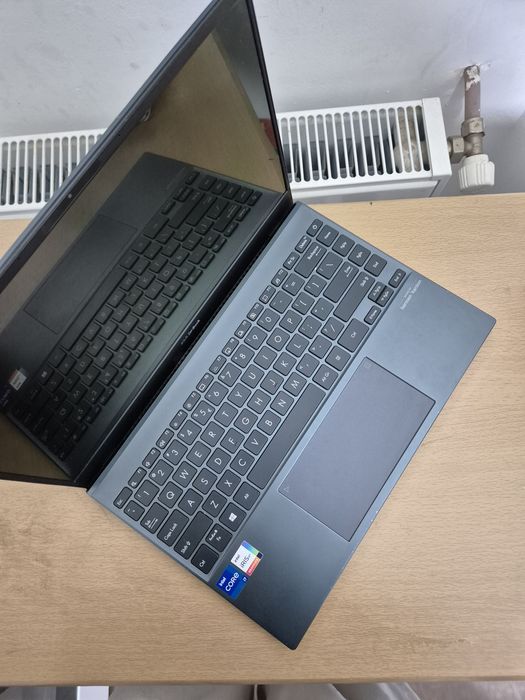 Vand laptop Asus Zen