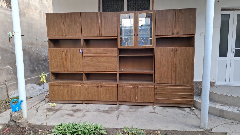 Стенка в гостиную и зал...Размер 355×230см