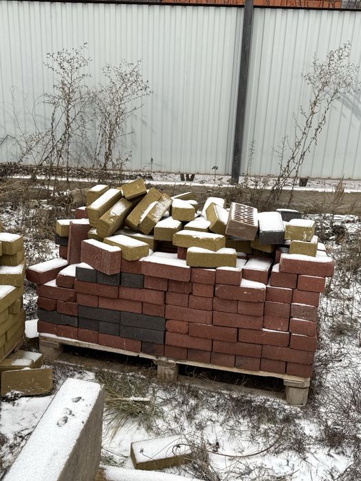 Брусчатка красная и желтая