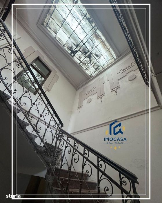 De vanzare Apartament de renovat 4 camere generoase Central Arad