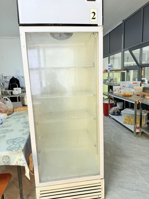 Холодильник витрина