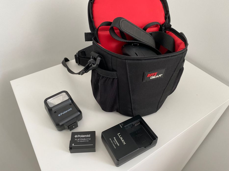 Aparat fotografiat Panasonic DMC-FZ300