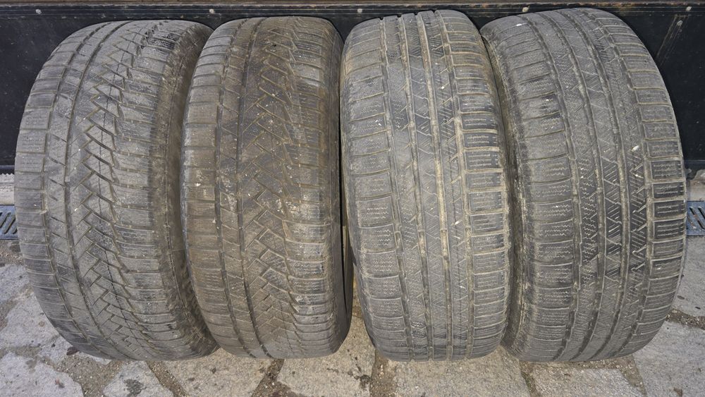 Джанти 4 бр. със Зимни гуми CONTINENTAL 235/55/17,ДОТ 2020г.
