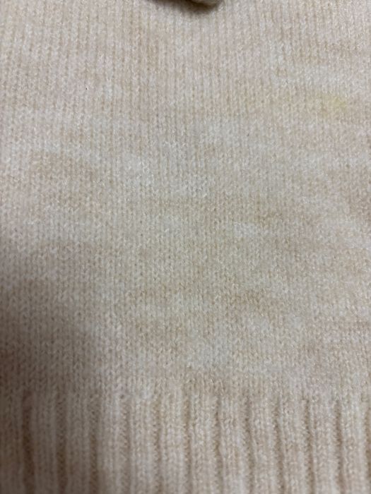 Дамска жилетка в бежово