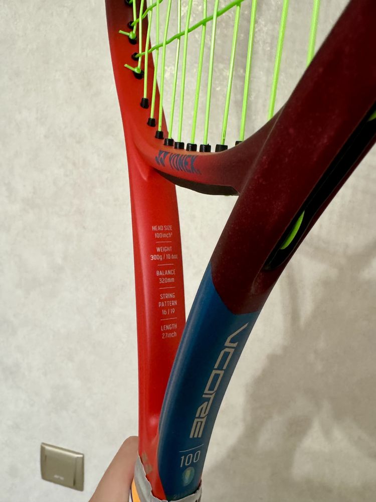 Ракетка для большого тенниса Yonex Vcore 100