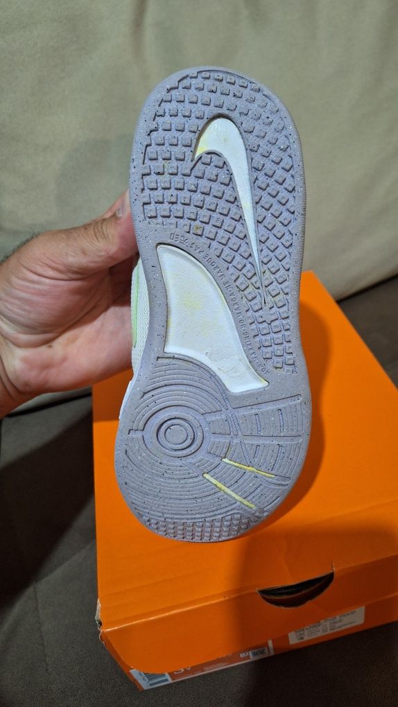 Маратонки за момиче  Nike