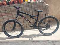 Vând/schimb(cu dirt jumper) bicicletă custom Rockrider ST530s